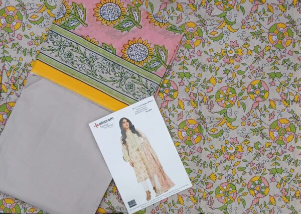 385219be-2504-416d-ac26-fbe289d05649 Al karram Lawn 3PCS 2025