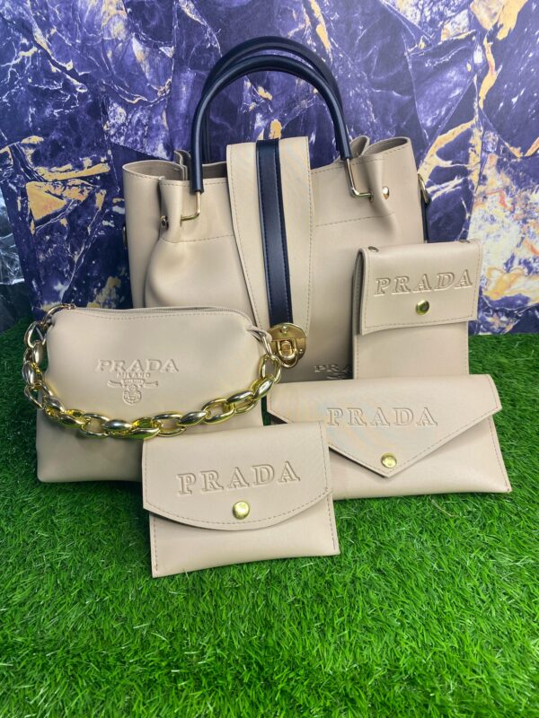 IMG-20250315-WA0014 PARADA 5 PCS BAG