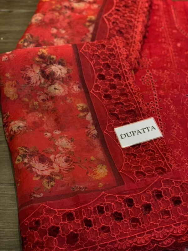 QALAMKAR luxery lawn collection 2025-4 QALAMKAR Luxury Lawn Collection