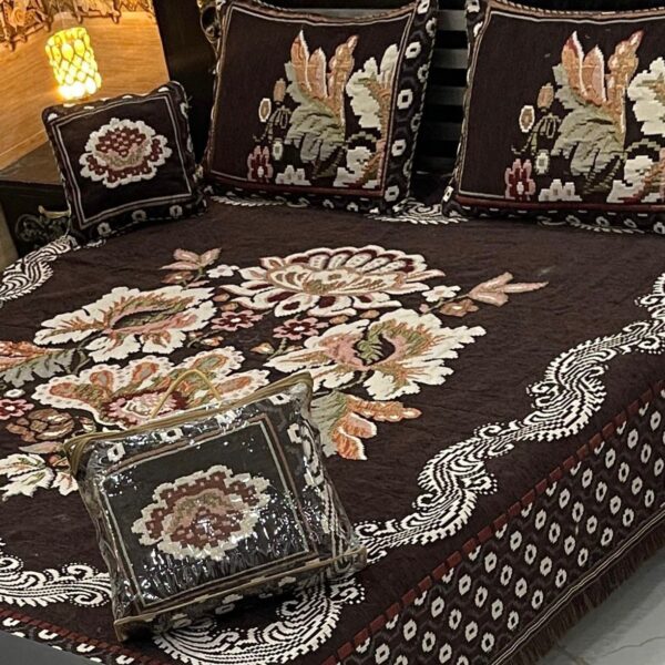 WhatsApp Image 2025-05-04 at 07.36.30_8f586256 4Pc Velvet Jacquard Bedsheet