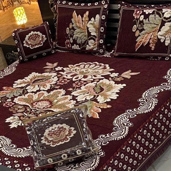 WhatsApp Image 2025-05-04 at 07.36.34_cf74f16c 4Pc Velvet Jacquard Bedsheet