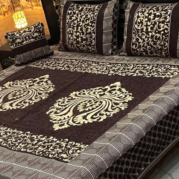 WhatsApp Image 2025-05-04 at 07.37.06_562cbda3 4Pc Velvet Jacquard Bedsheet