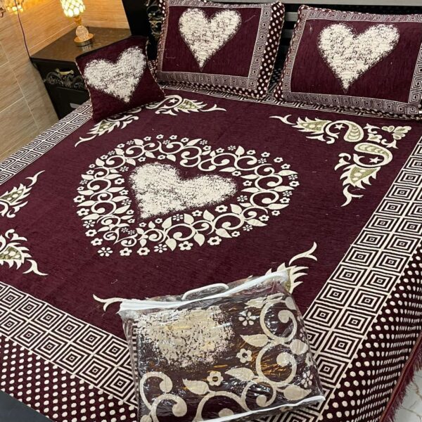 WhatsApp Image 2025-05-04 at 07.38.00_b93078ad 4Pc Velvet Jacquard Bedsheet