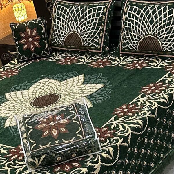 WhatsApp Image 2025-05-04 at 07.38.35_748120c2 4Pc Velvet Jacquard Bedsheet