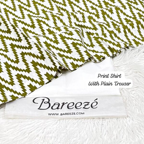 Bareezé Zig Zag Prints 2-Pcs Lawn Collection LN-1015 Bareezé Zig Zag Prints 2-Pcs Lawn Collection LN-1015