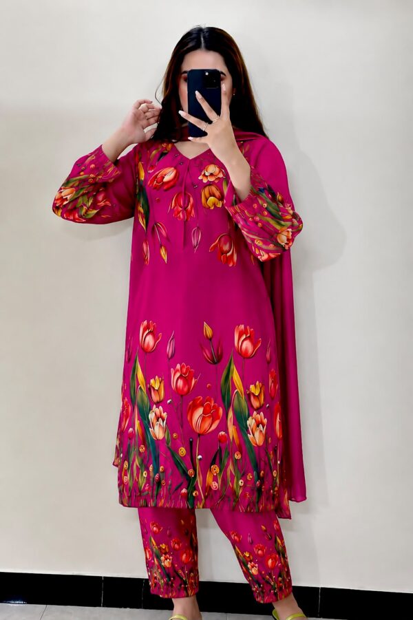 ZEEN Printed Lawn 3-Pcs Collection LN-1019